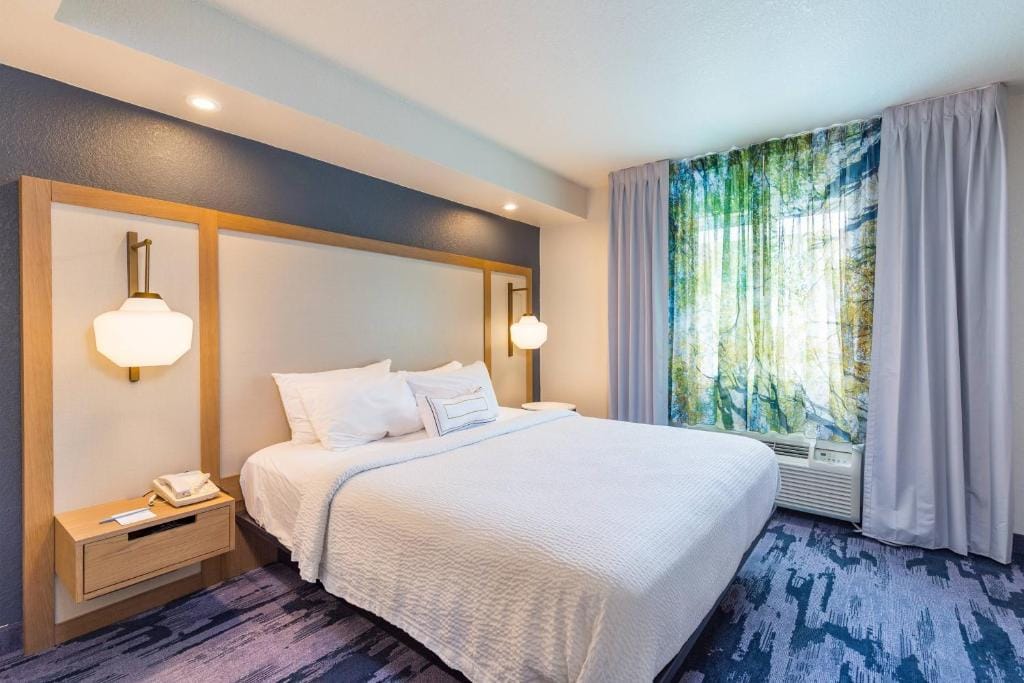 Fairfield Inn and Suites by Marriott Tampa North — 1
