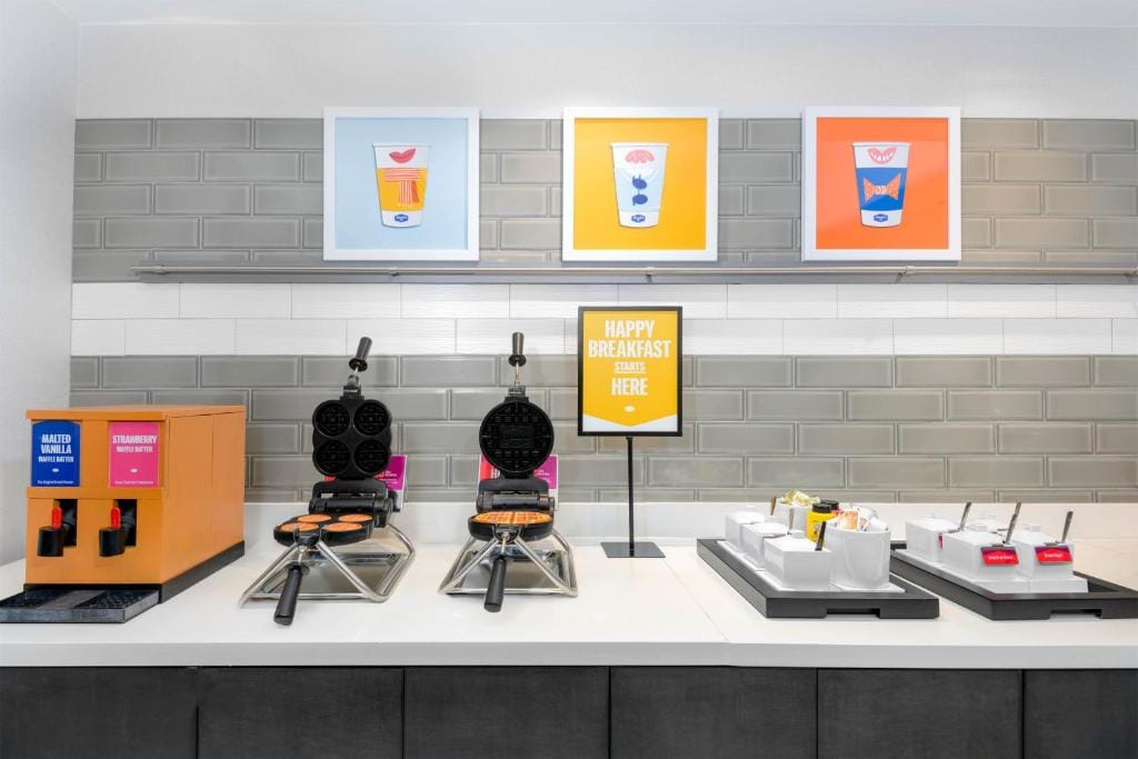 Hampton Inn & Suites Tampa Airport Avion Park Westshore — 5