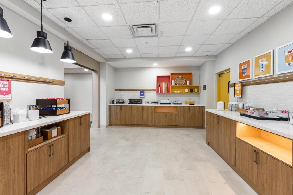 Hampton Inn & Suites Tampa-Wesley Chapel — 5
