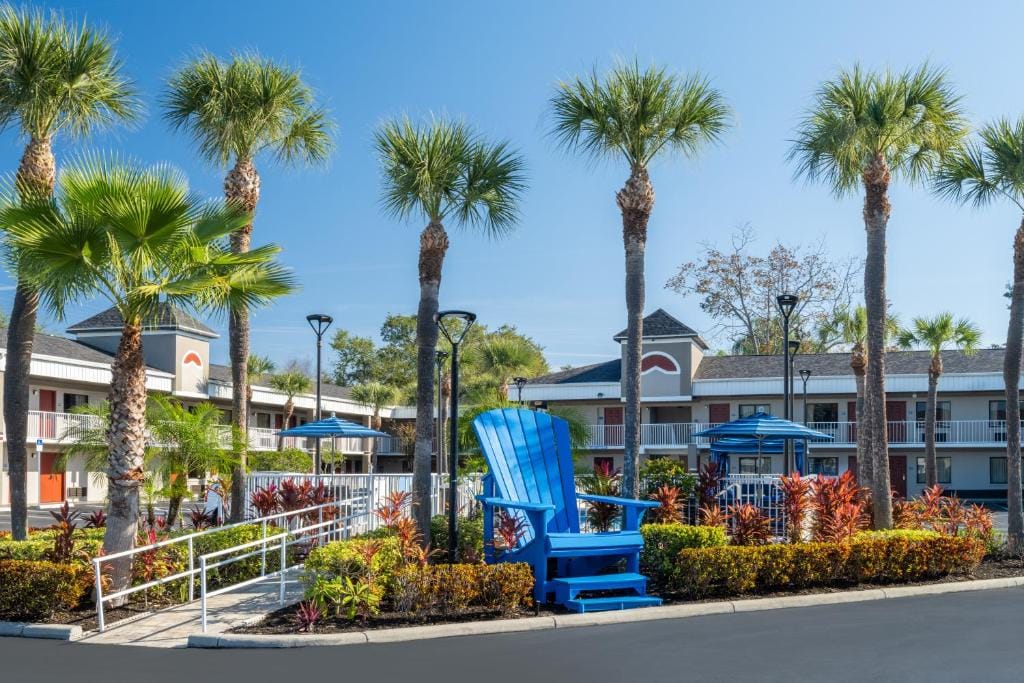 Hotel South Tampa & Suites