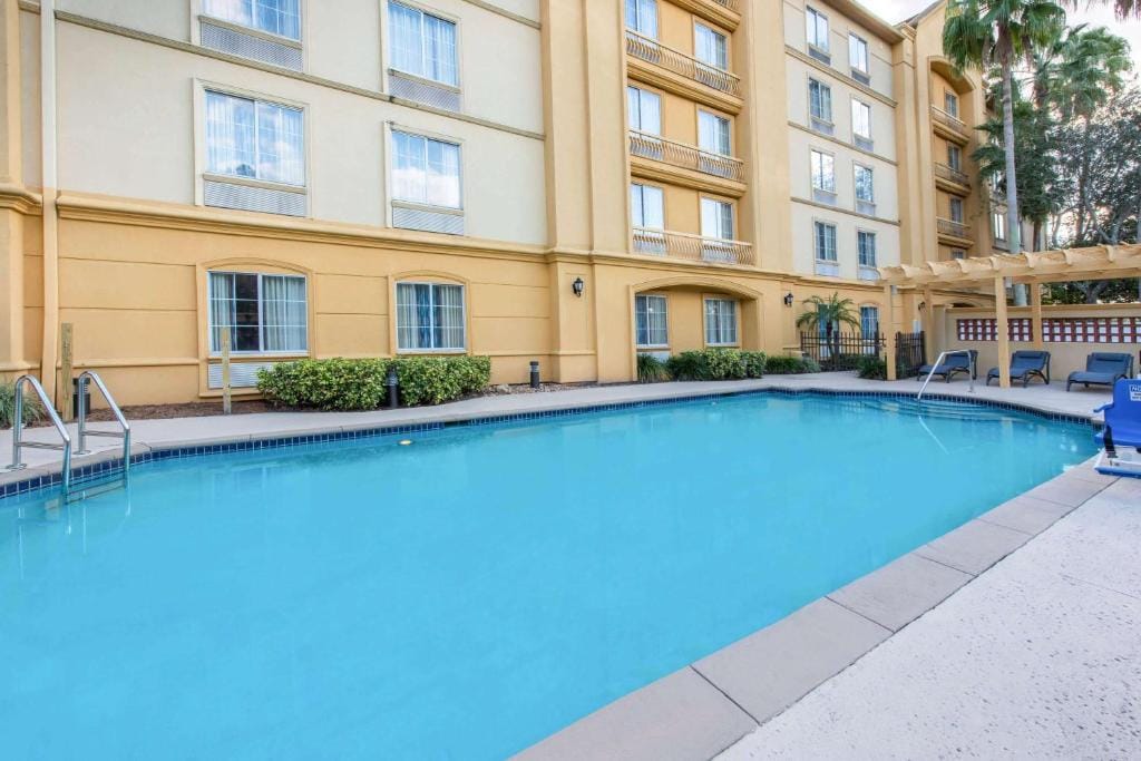 La Quinta by Wyndham Tampa Brandon Regency Park — 3