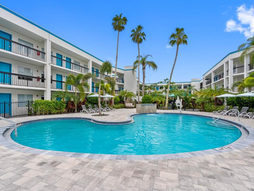 OASIS BAY SUITES, Tampa, Busch Gardens, USF — 4