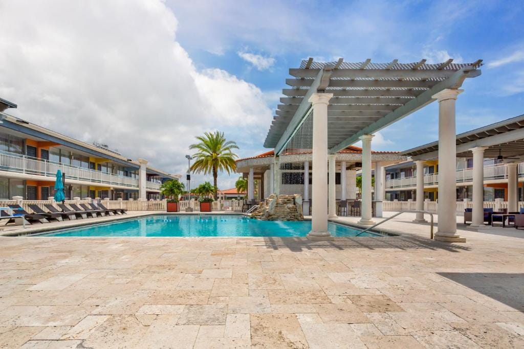 Quality Inn and Conference Center Tampa-Brandon — 1