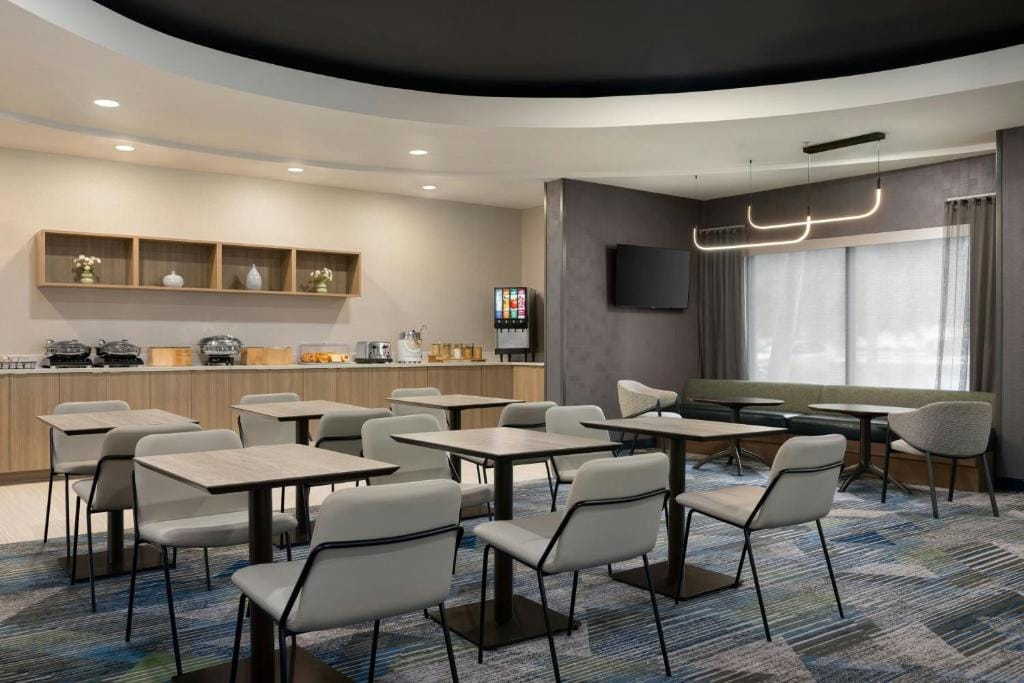 SpringHill Suites by Marriott - Tampa Brandon — 3
