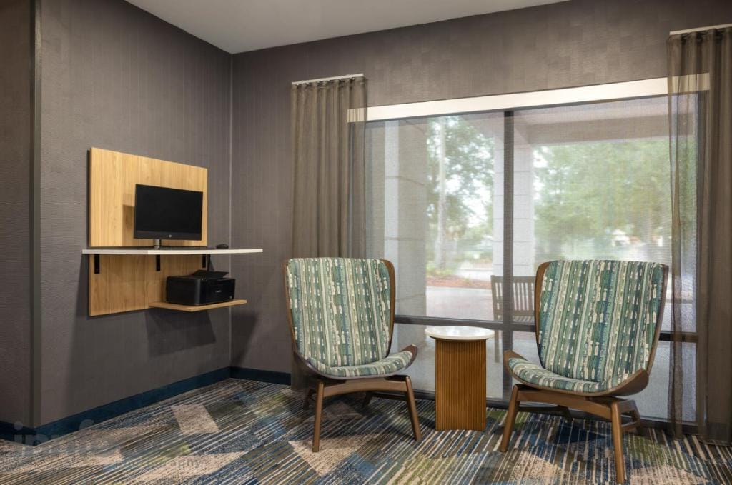 SpringHill Suites by Marriott - Tampa Brandon — 4
