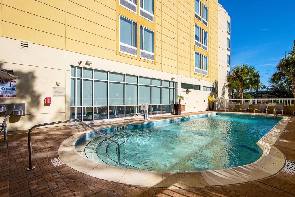 SpringHill Suites Tampa North/Tampa Palms — 4