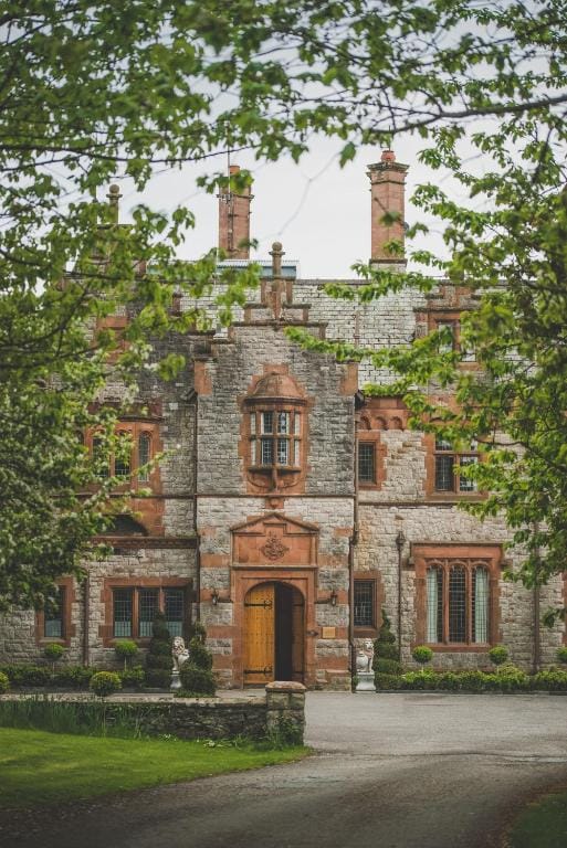 Caer Rhun Hall Hotel — 1