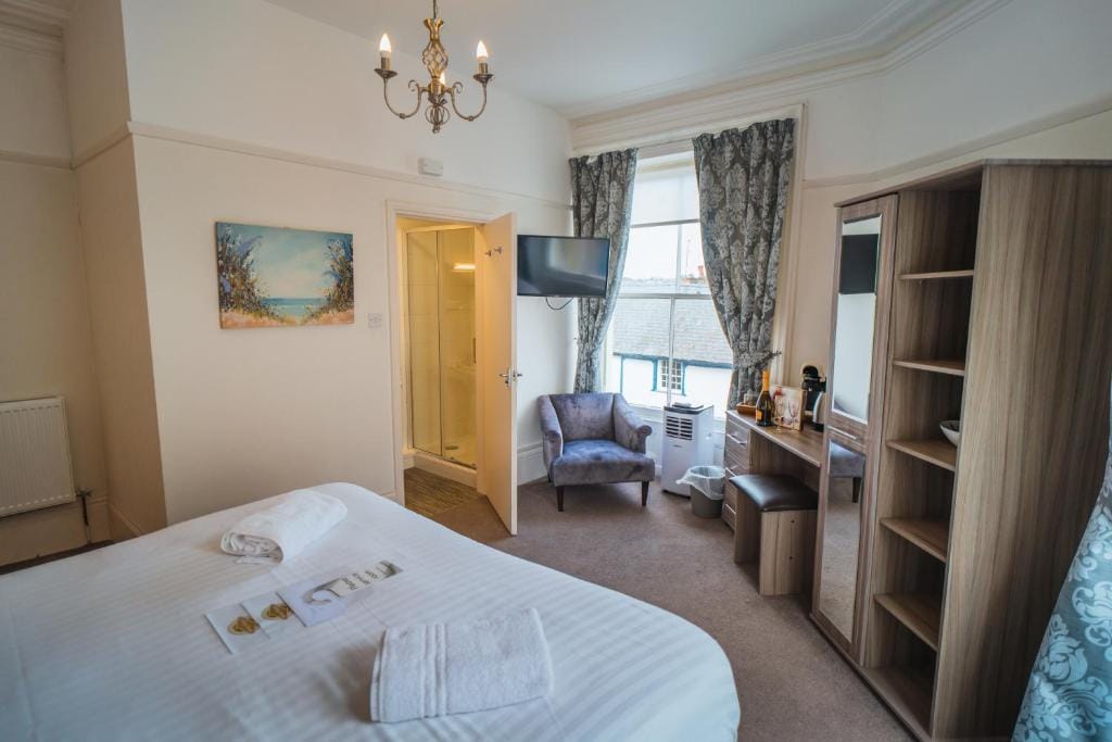Johnny Dough's Conwy with Rooms — 5