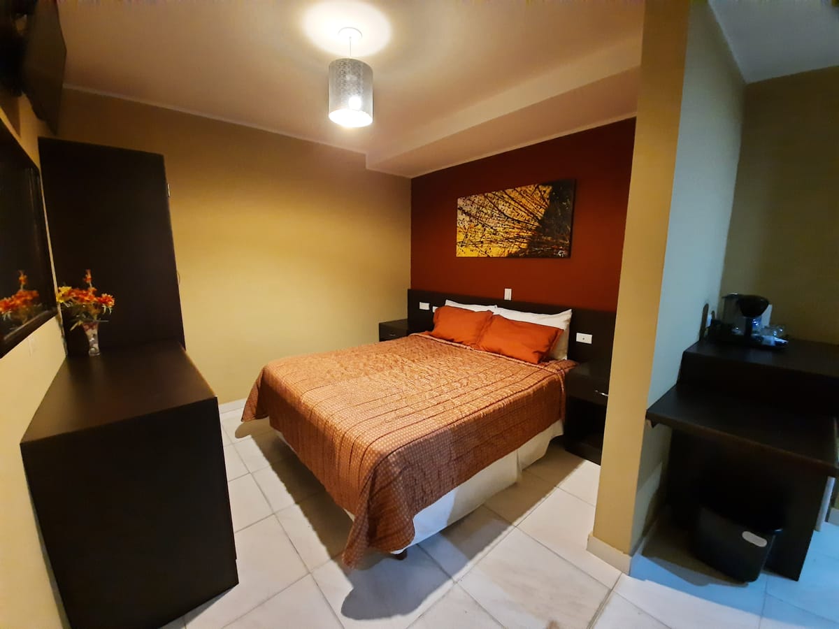 Hotel Aeropuerto — 1