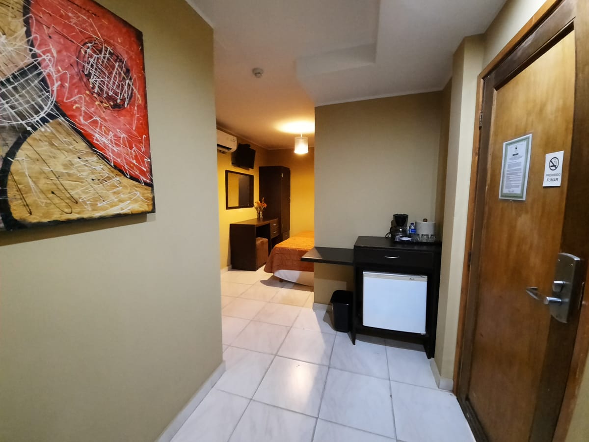 Hotel Aeropuerto — 2