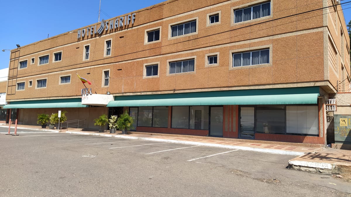 Hotel Shariff — 1