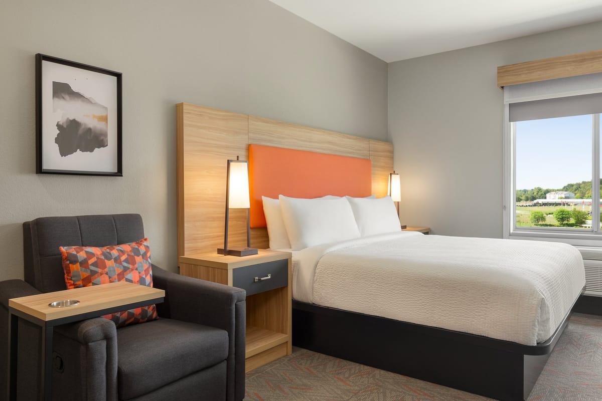 Candlewood Suites Bessemer - Birmingham SW by IHG — 4