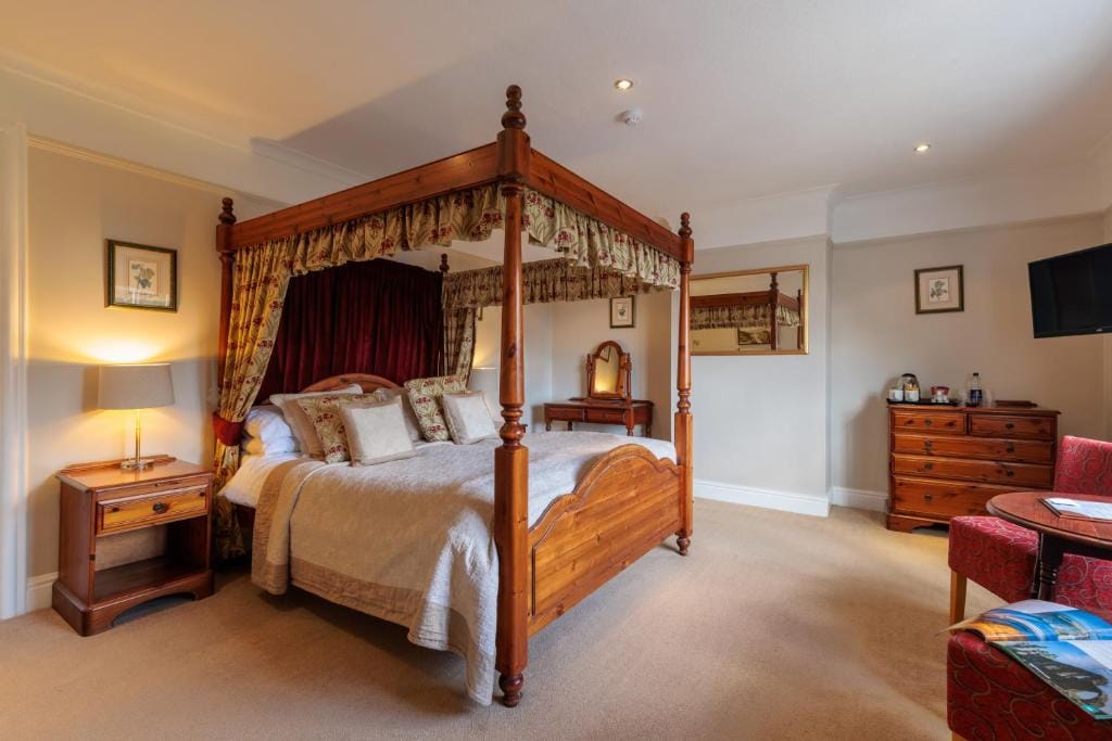Blacksmiths Arms Inn — 2