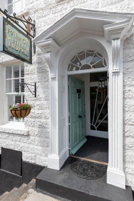 Palace Hill Hotel — 5