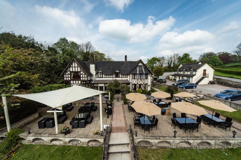 The Bentley Brook Inn — 5
