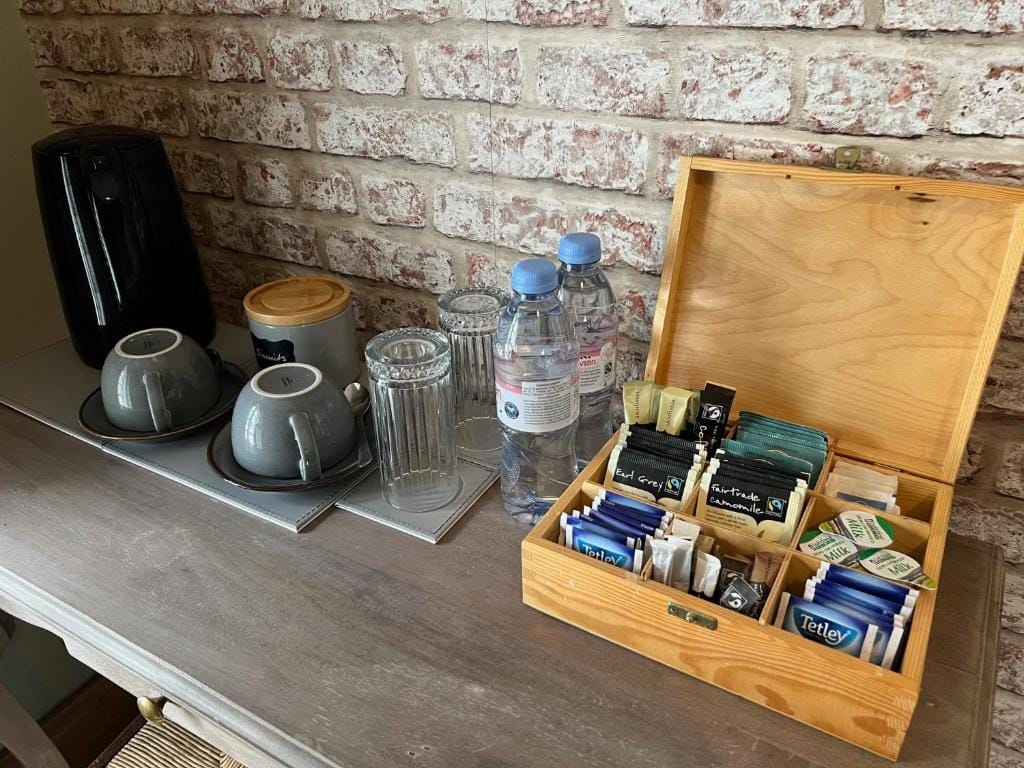 The Bridge House Restaurant and Hotel — 4