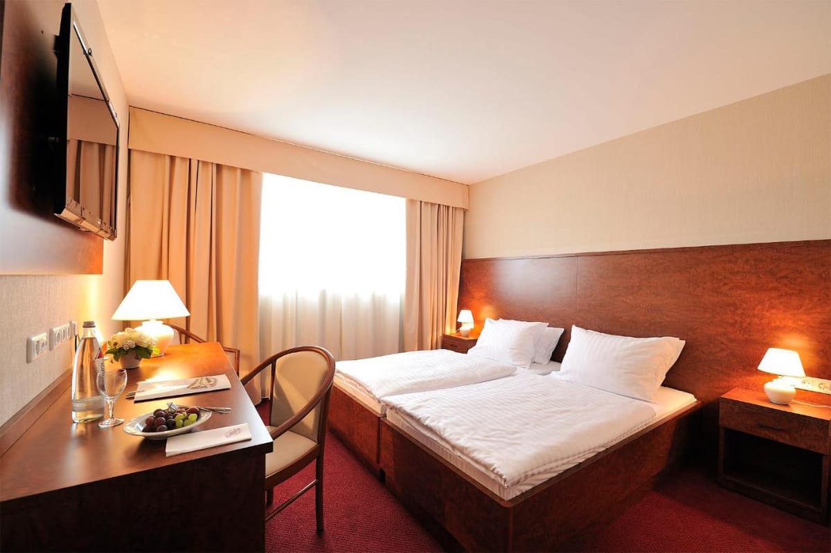 CityHotel Dormagen — 3