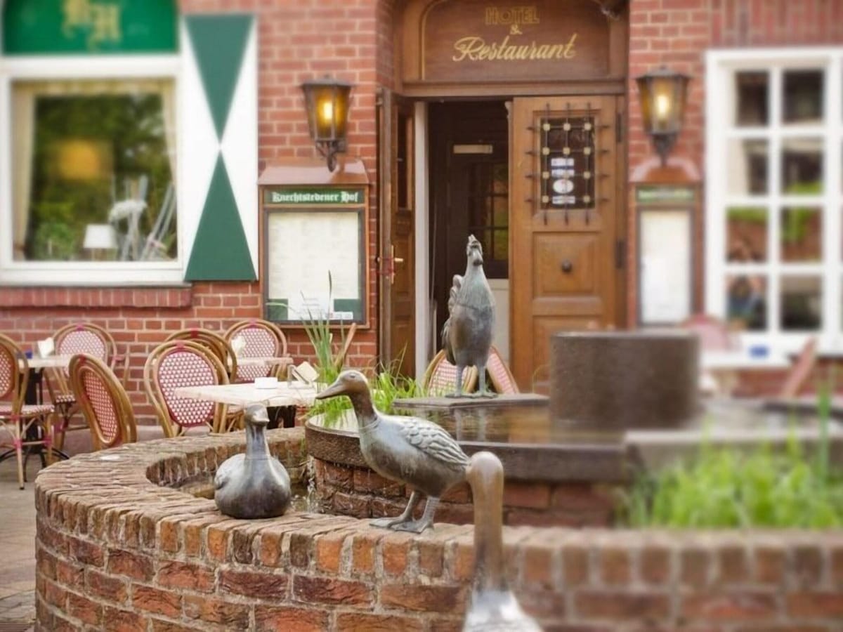 Hotel Restaurant Knechtstedener Hof — 1