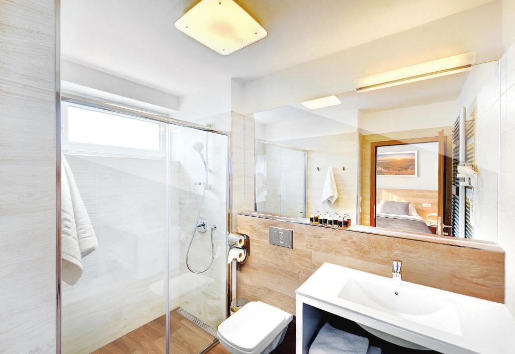 Hotel Aqualand Inn — 3
