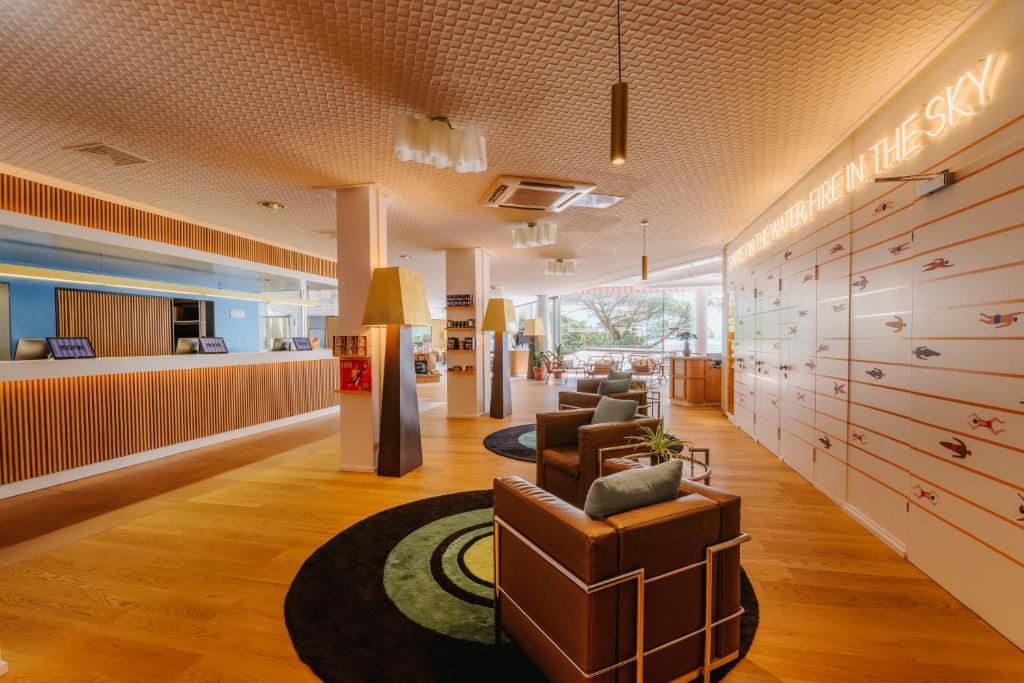 Hotel Mona — 4