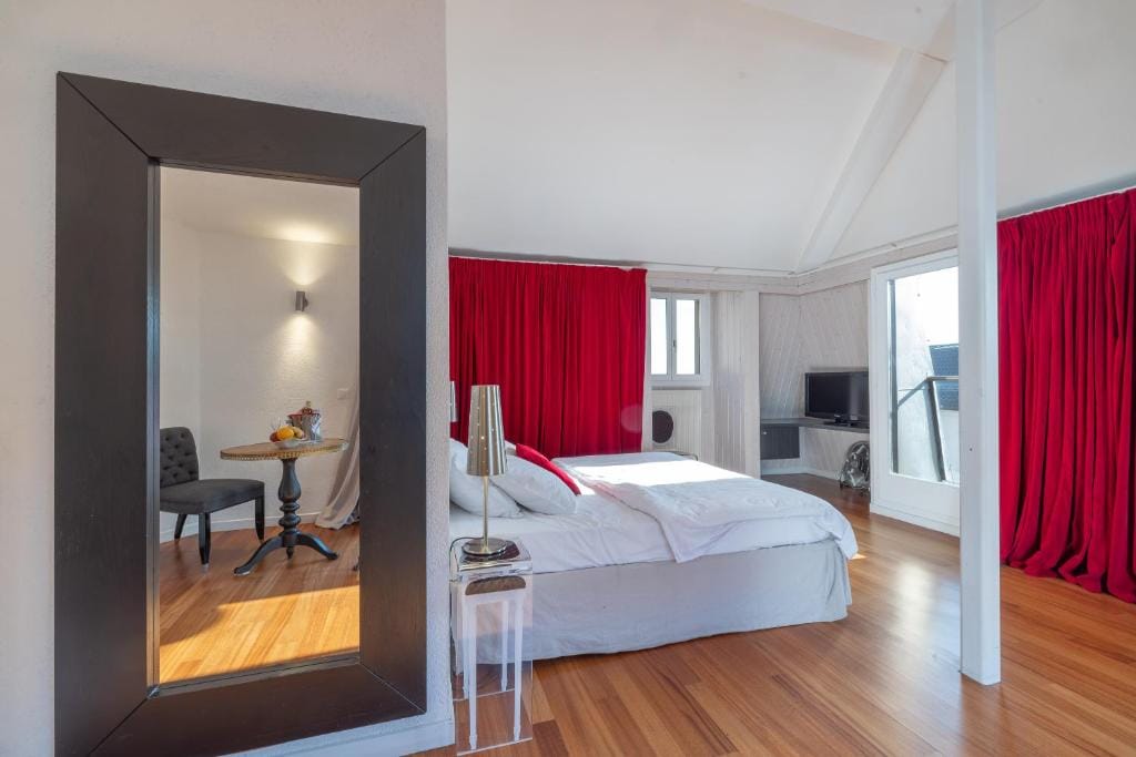 Tralala Hotel Montreux — 5