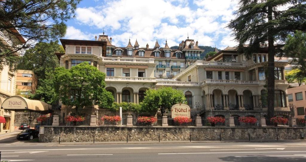 Villa Toscane — 1