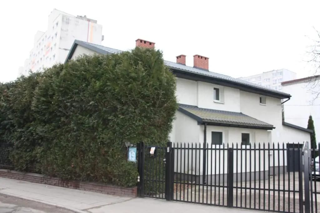 Domek Podróżniczy — 2