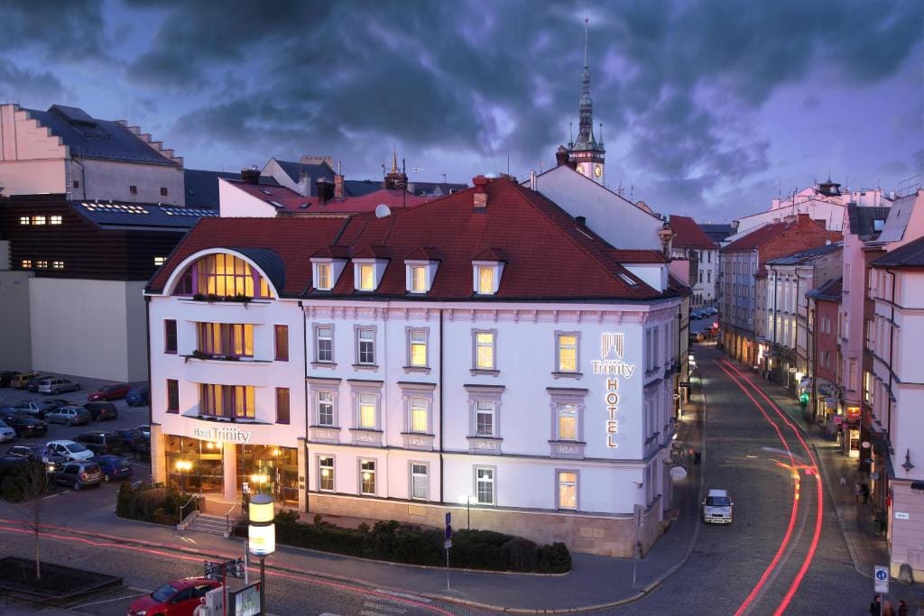Hotel Trinity — 1