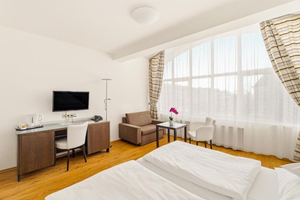 Hotel Trinity — 3