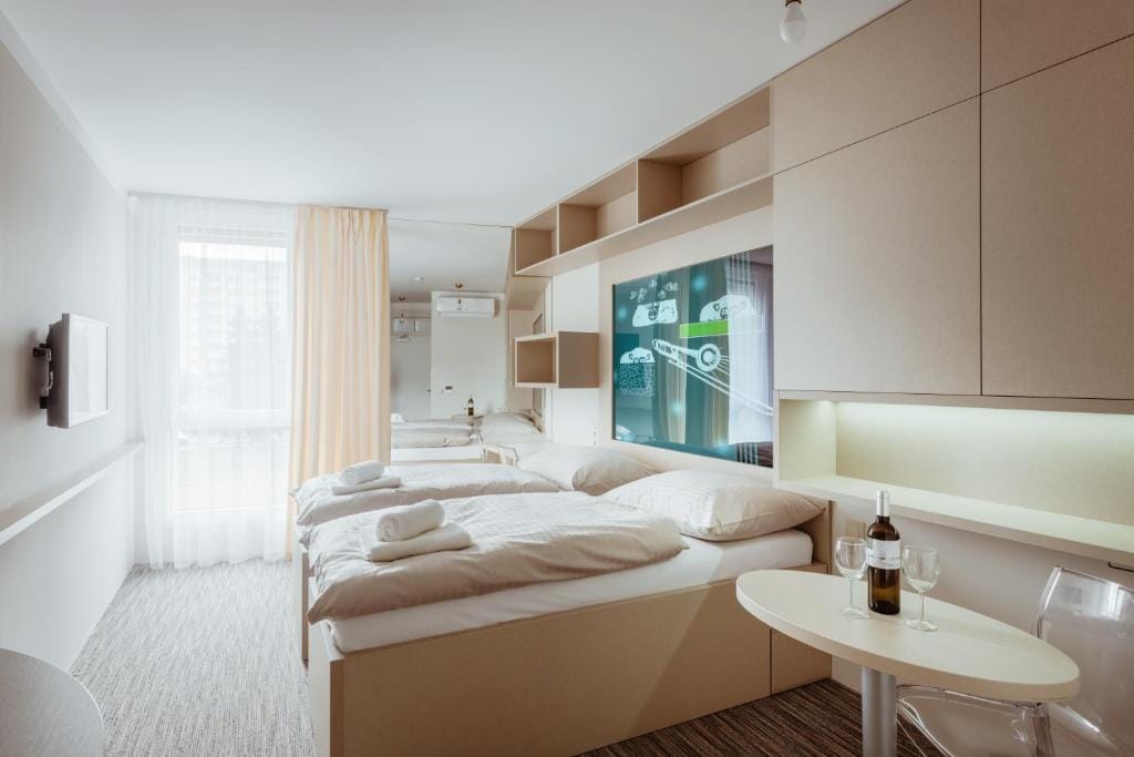 Smarthotel Nezvalova Archa — 2