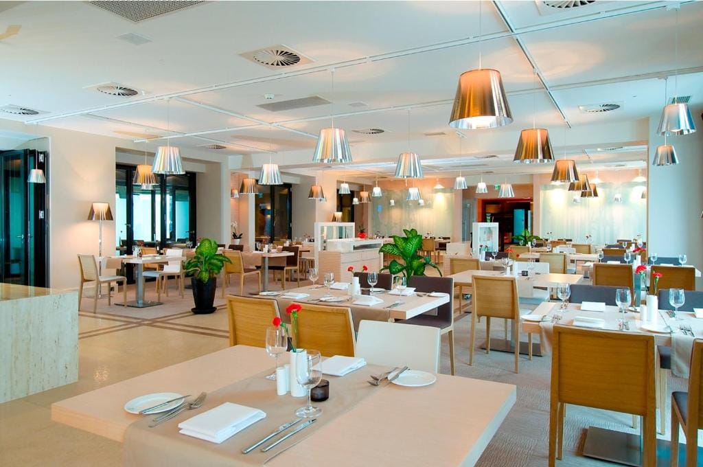 River Style Hotel & SPA — 4