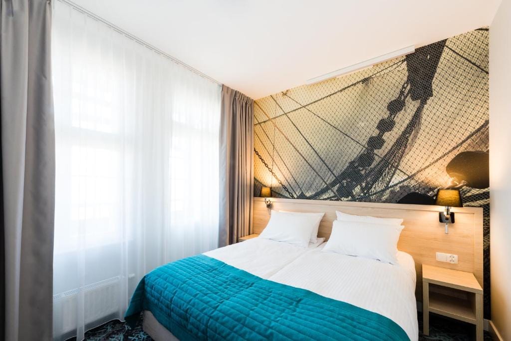 Hotel Eureka — 3