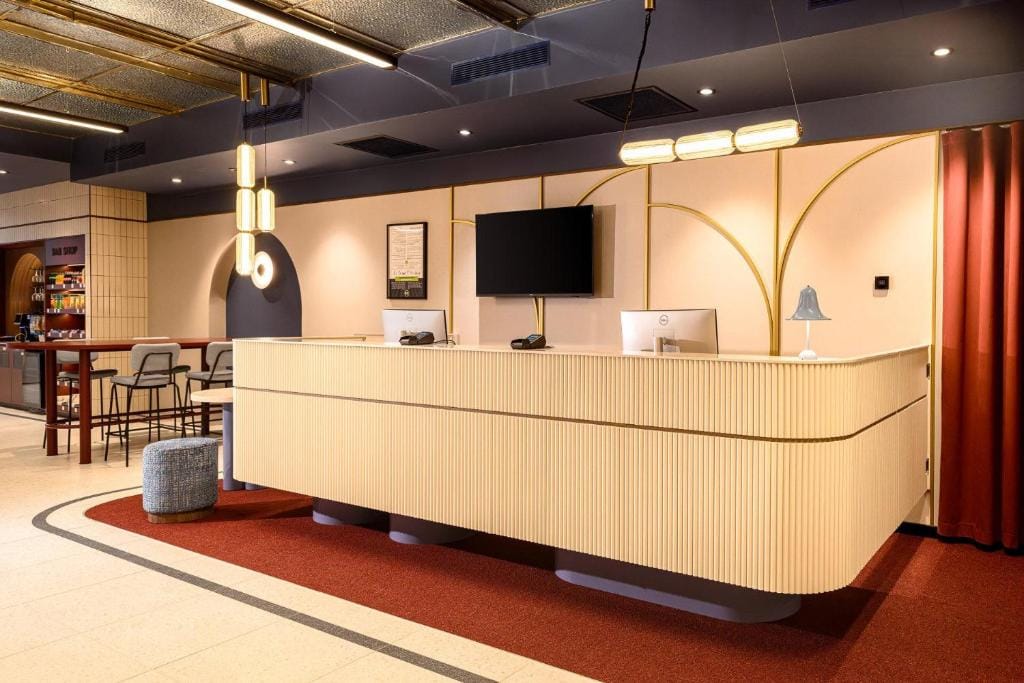 B&B HOTEL Wrocław Old Town — 5