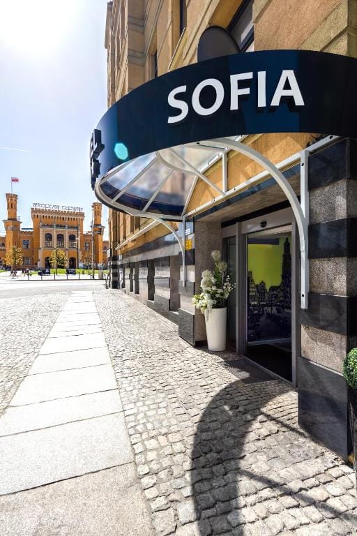 Hotel Sofia by The Railway Station Wroclaw — 2