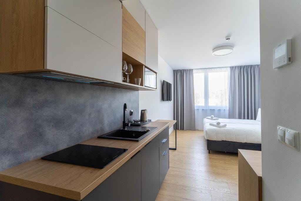 Milo Aparthotel — 2