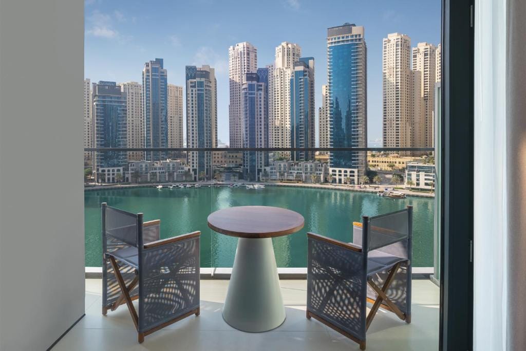Vida Dubai Marina & Yacht Club — 4