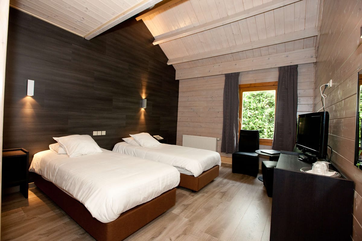 Flanders Lodge Hotel — 1