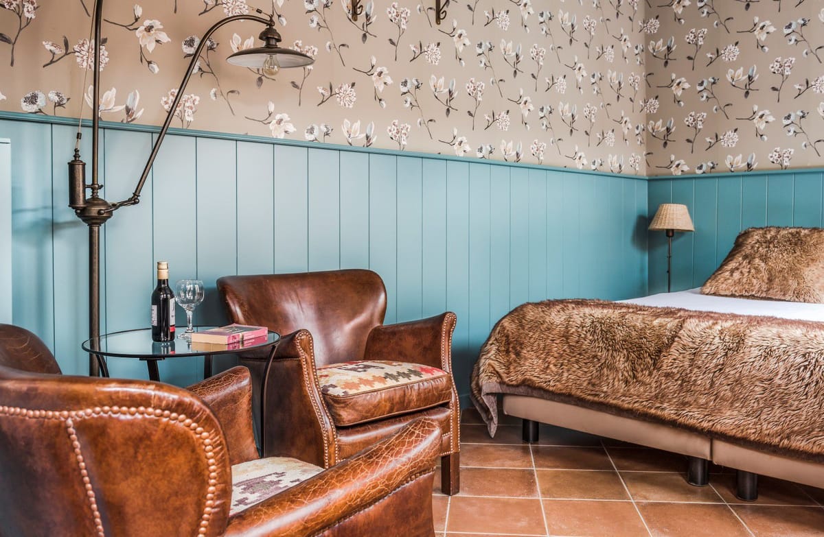 Main Street Hotel — 5