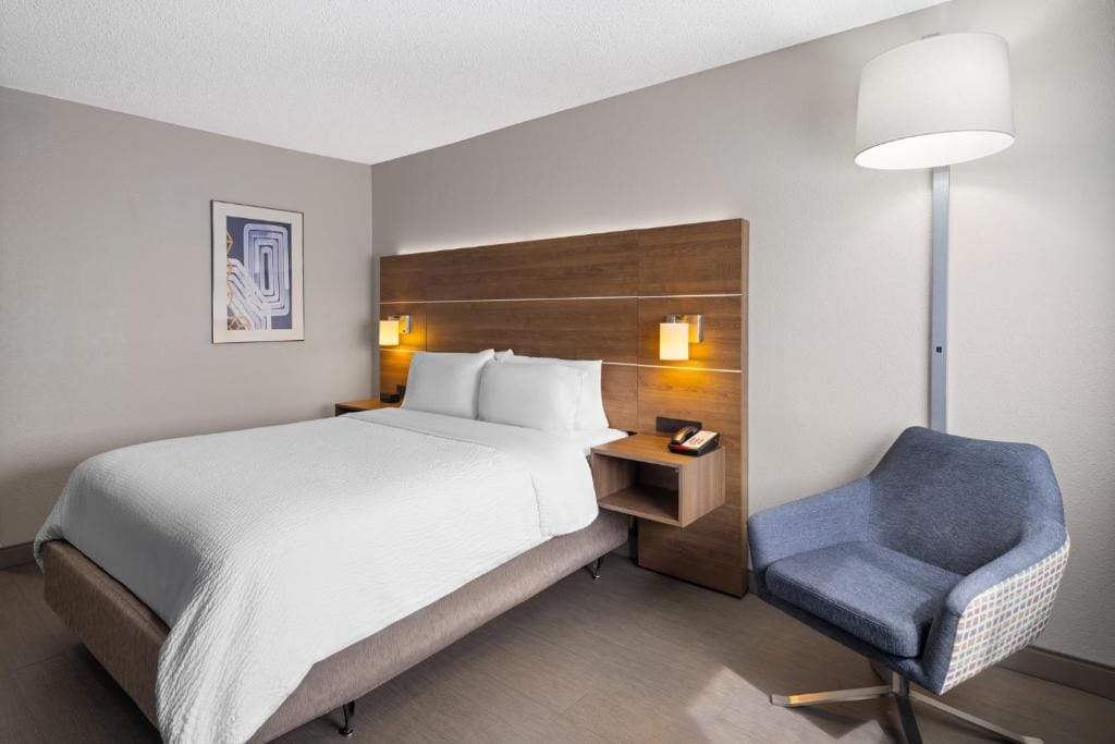 Holiday Inn Express Sheboygan-Kohler / I-43 by IHG — 2