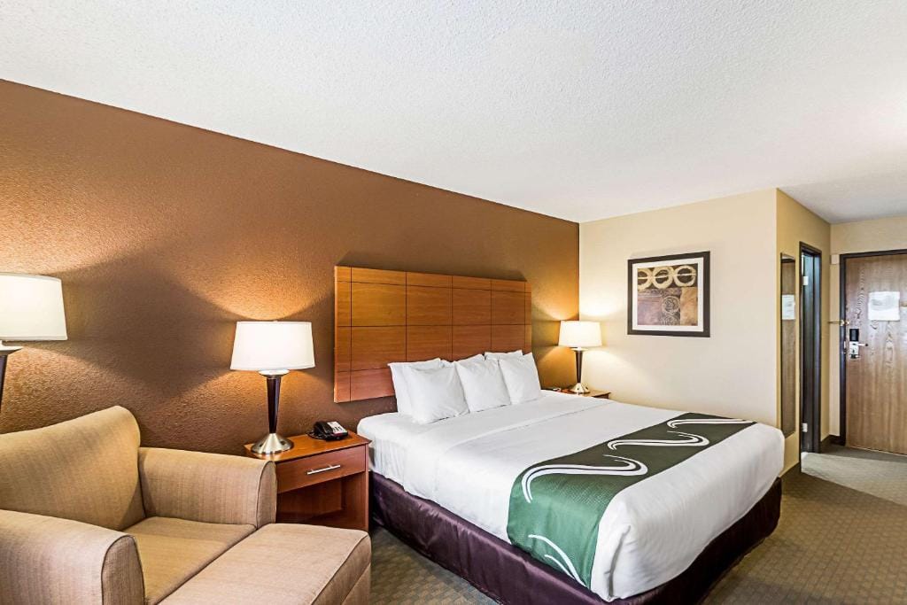 Quality Inn Sheboygan North I-43 — 1