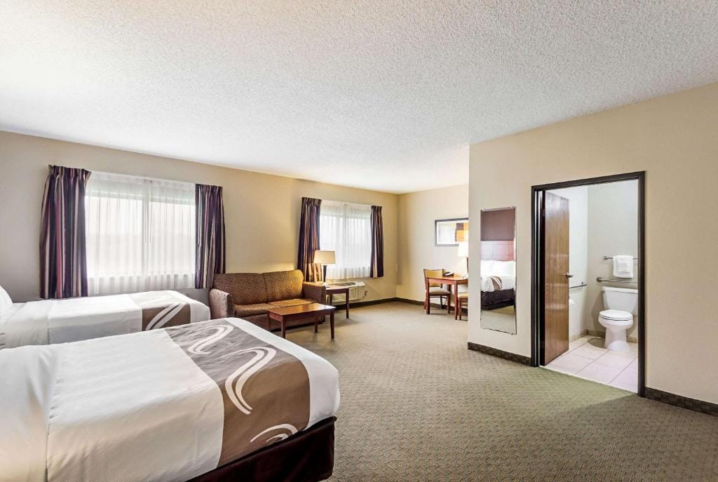 Quality Inn Sheboygan North I-43 — 2
