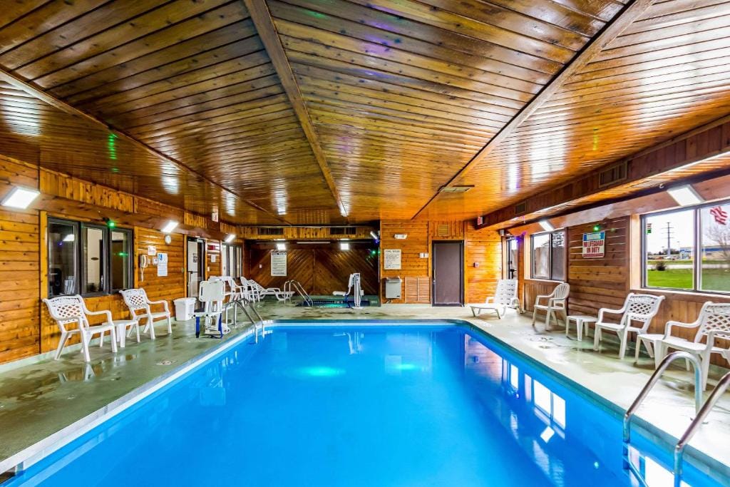 Quality Inn Sheboygan North I-43 — 4
