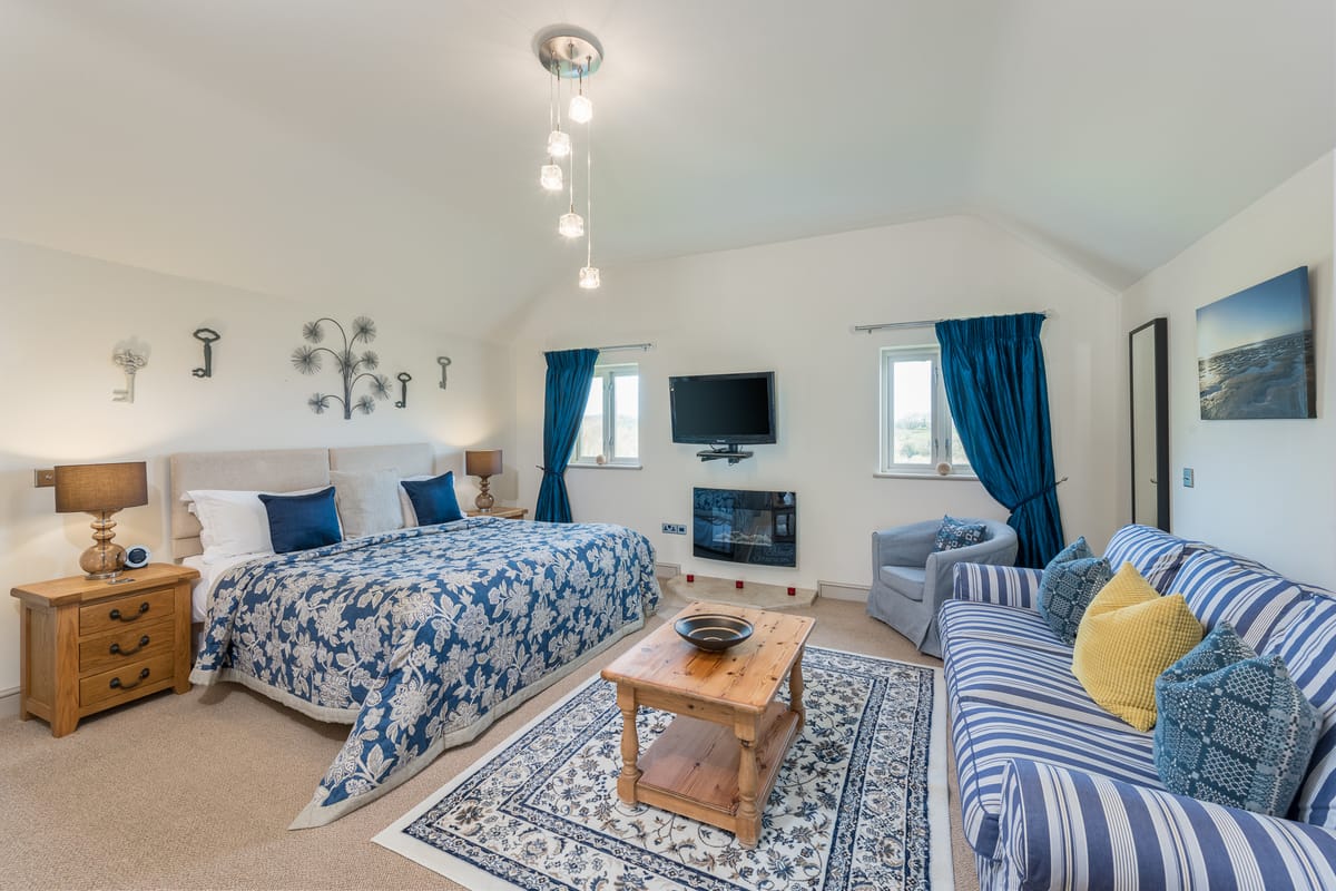 Canaston Oaks Country Barns and Rooms — 3