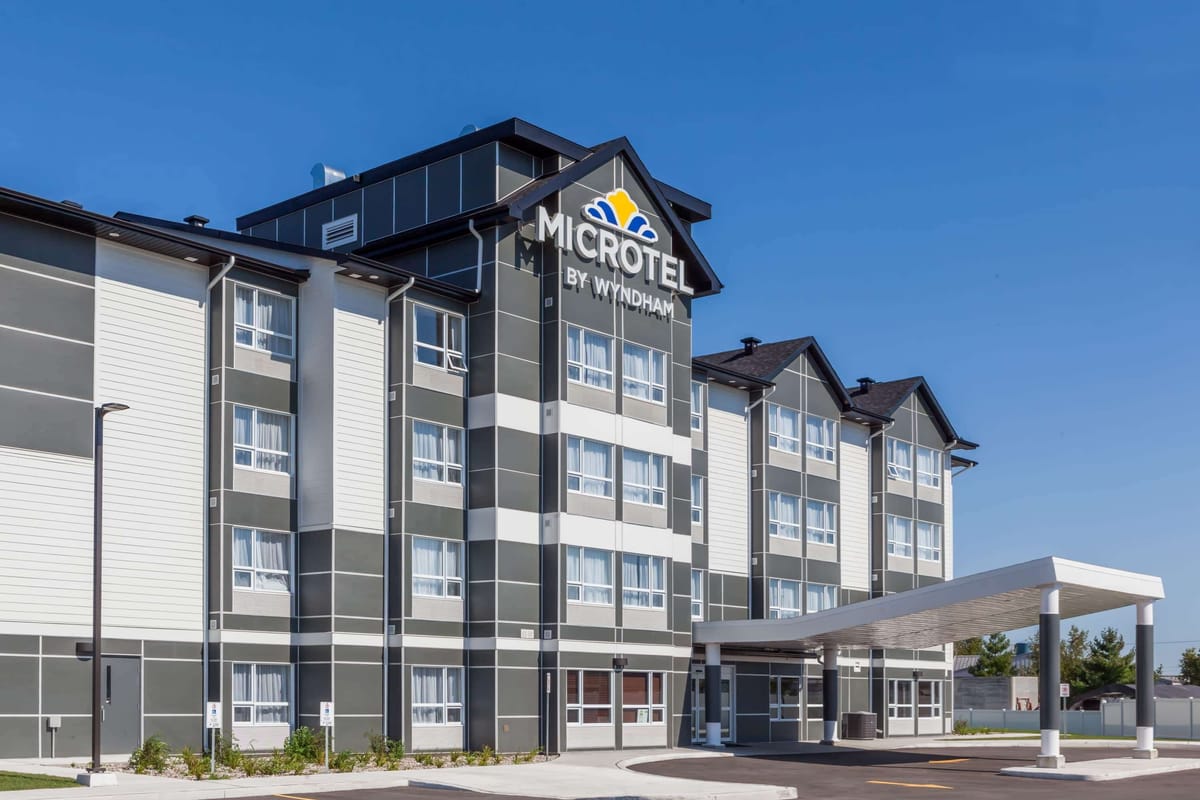Microtel by Wyndham Casselman — 2