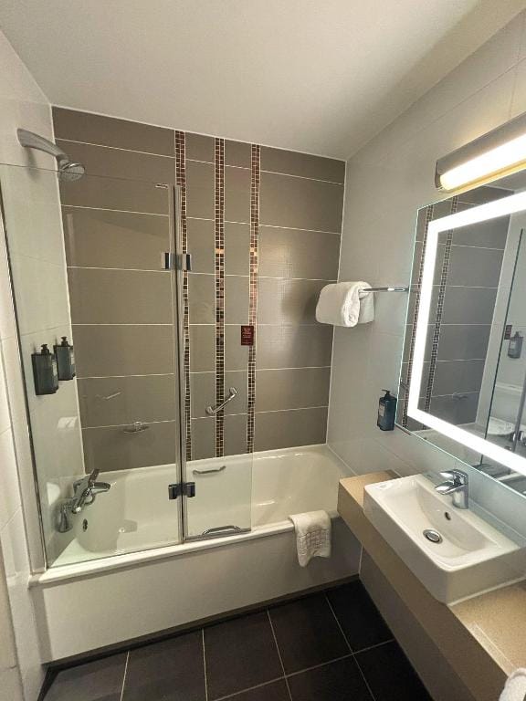 Clayton Hotel Cardiff — 5