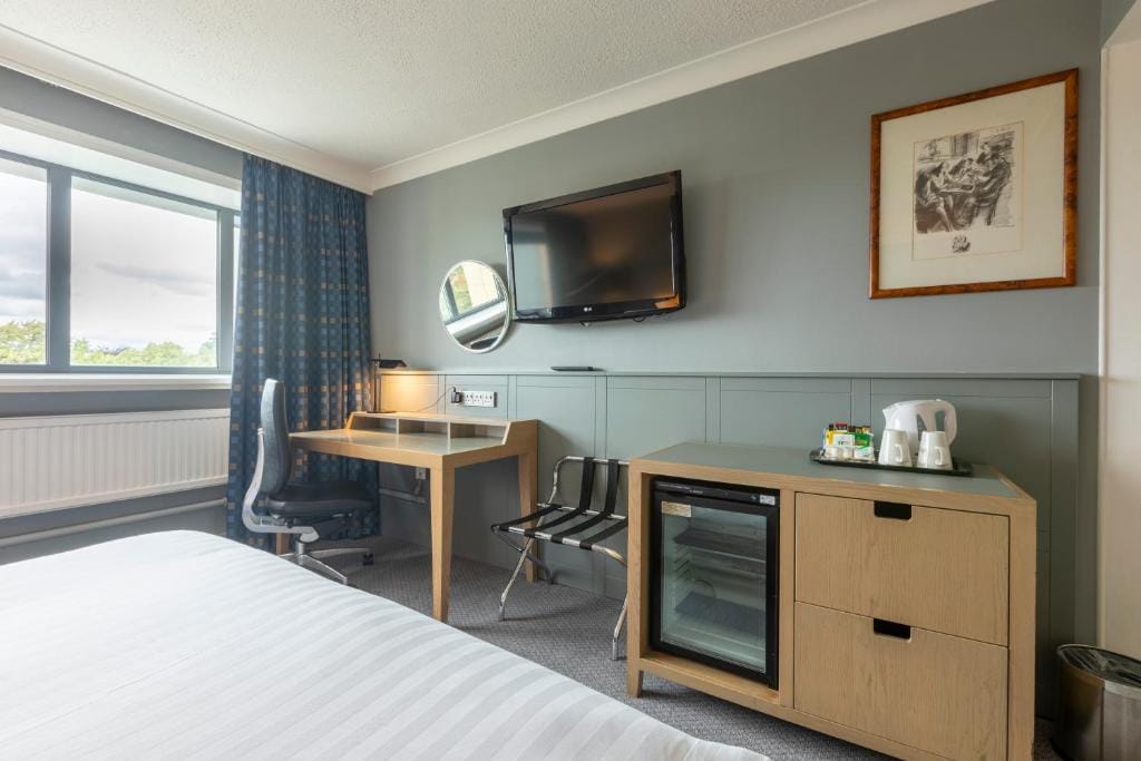 Holiday Inn Cardiff City Centre by IHG — 5