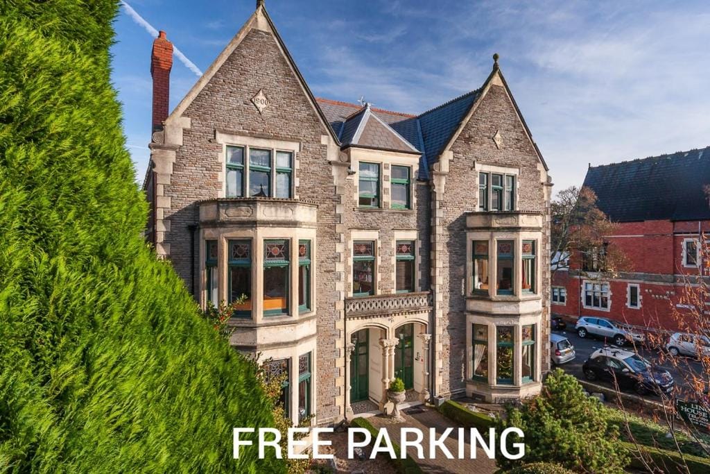 Lincoln House Private Hotel — 1