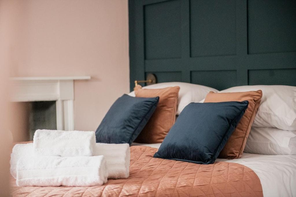 The Heathcock Boutique Hotel - Room 3 — 4