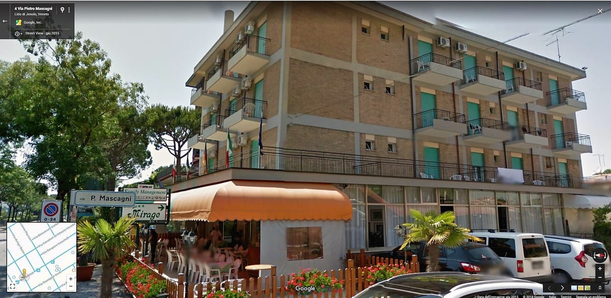 Hotel Mirage — 1