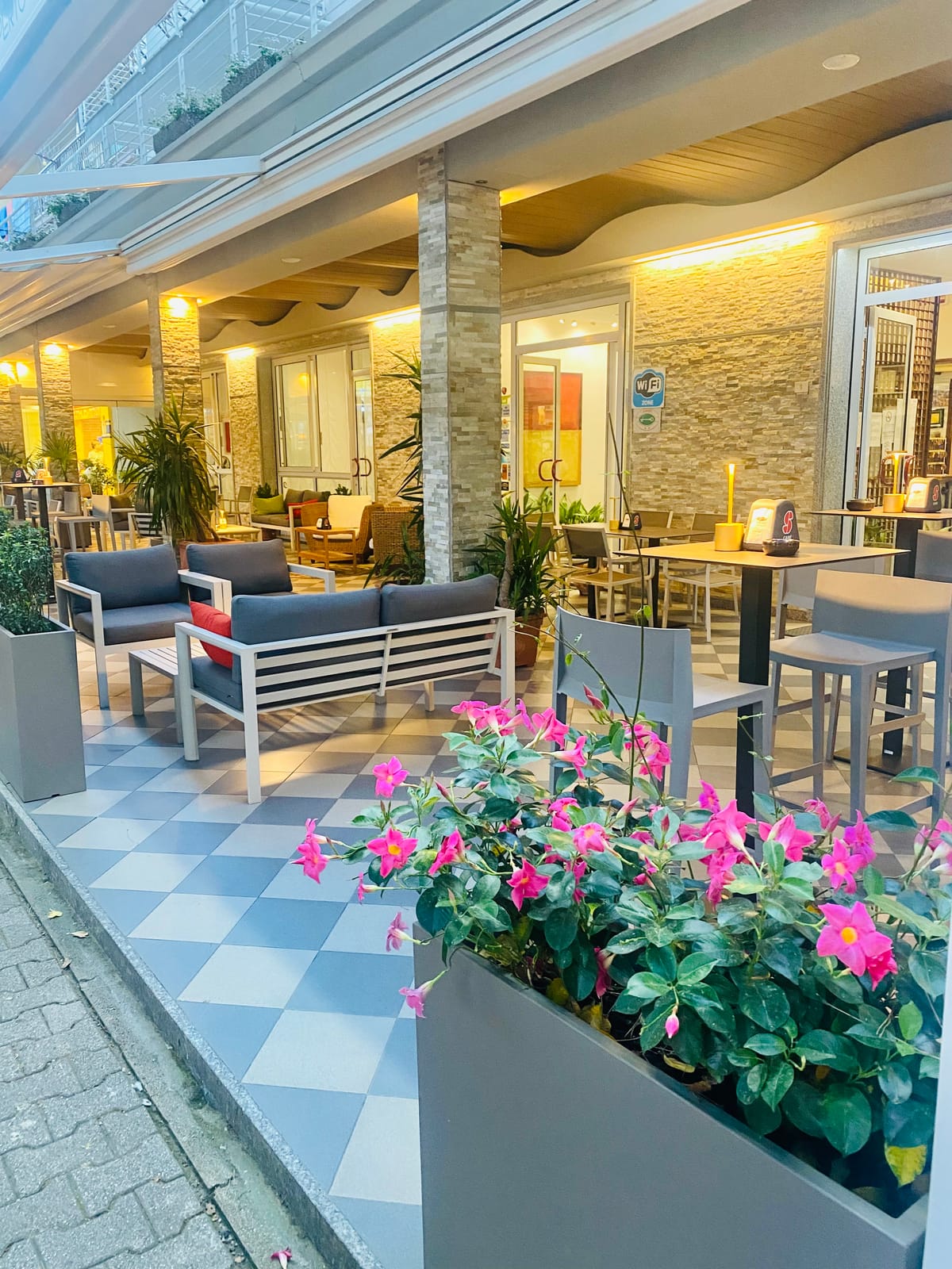 Hotel Rosmary — 1